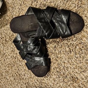 A2 Black sandles size 8